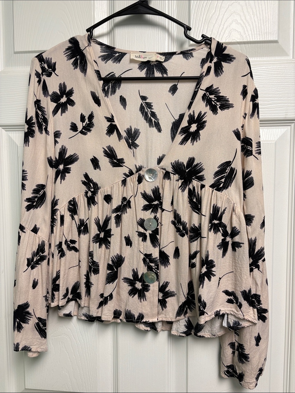 Millibon Beige Peplum Top with Black Floral Print Size Small